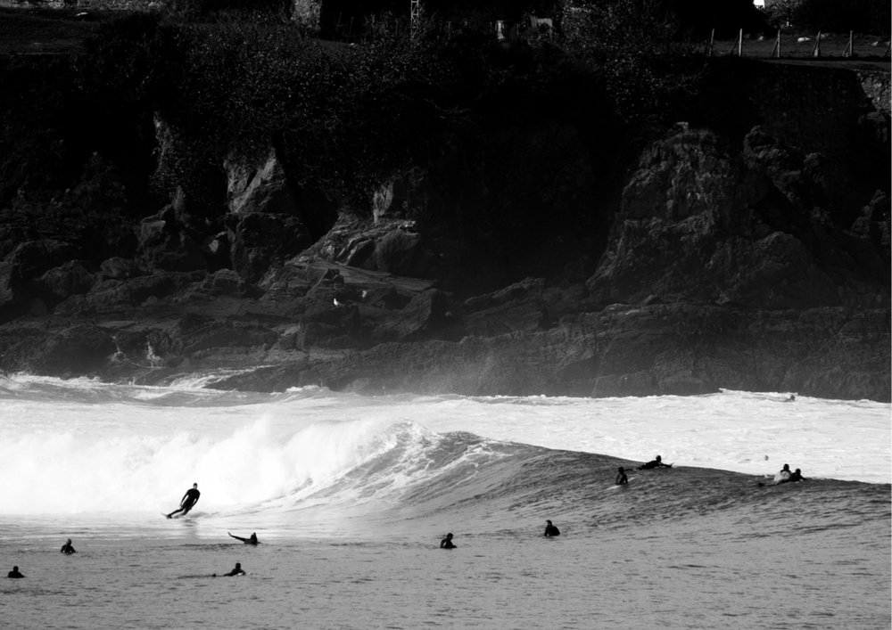 2018 Pukas Surf MUNDAKA surfing the basque country5.jpg